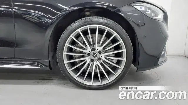 Mercedes-Benz S-Class 2024 — Фото 4/20