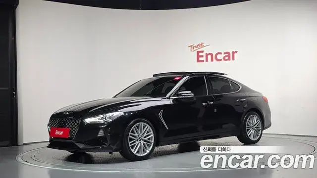 Genesis G70 2020 — Photo 1/32