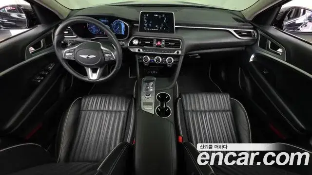 Genesis G70 2020 — Photo 25/32