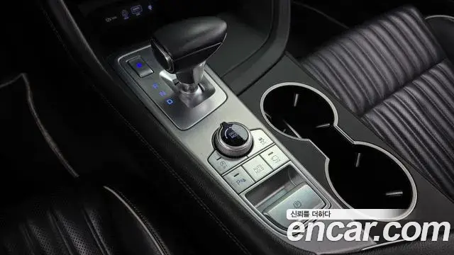 Genesis G70 2020 — Photo 11/32