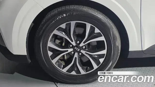 Kia Carnival 2021 — Photo 5/20