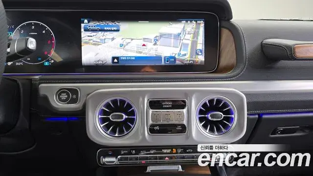 Mercedes-Benz G-Class 2026 — Photo 22/30