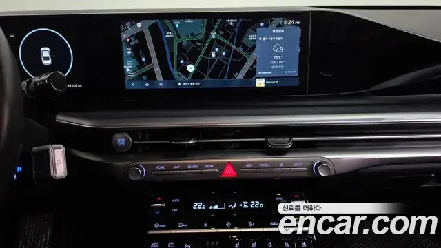 Hyundai Grandeur 2022 — Фото 13/20