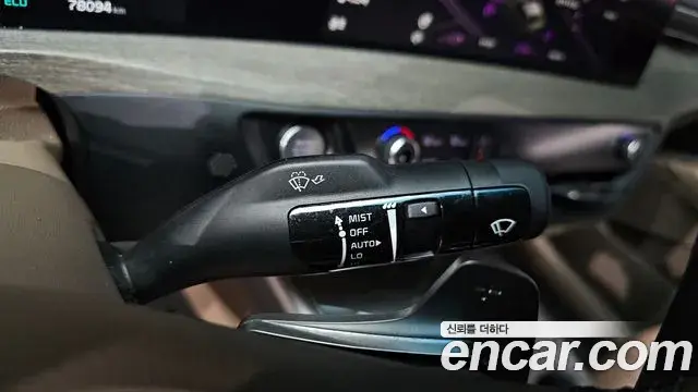 Kia K8 2023 — Photo 14/38