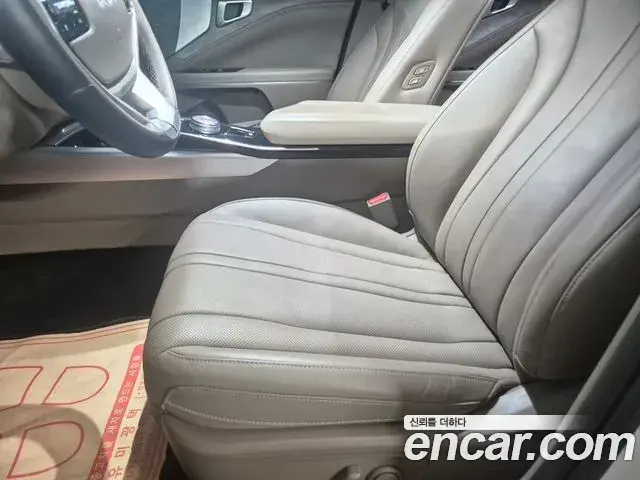 Kia K8 2023 — Photo 34/38
