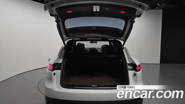 Porsche Cayenne 2020 — Photo 20/20