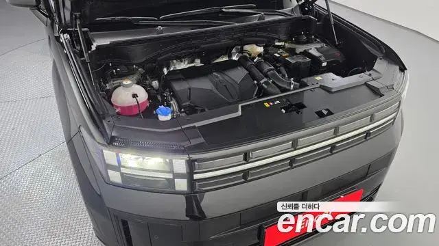 Hyundai Santa Fe 2025 — Photo 6/20