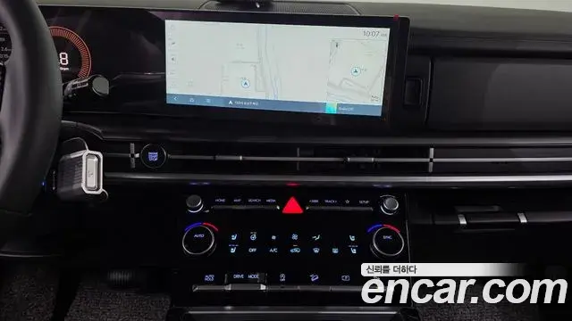 Hyundai Santa Fe 2025 — Photo 15/20