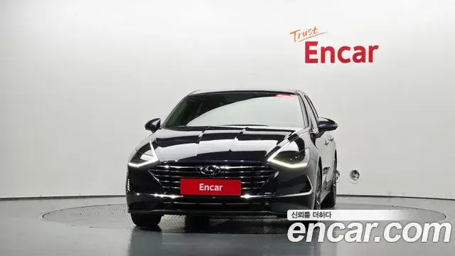Hyundai Sonata 2019 — Фото 3/20