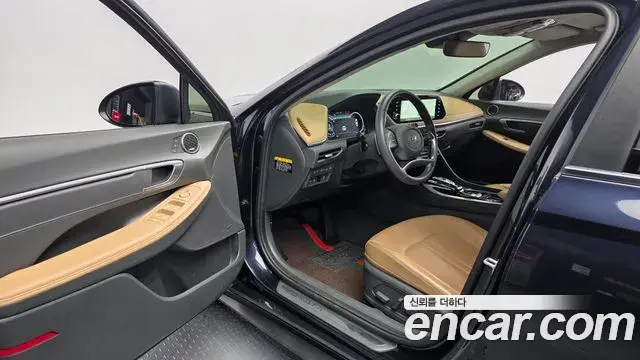Hyundai Sonata 2019 — Фото 10/20