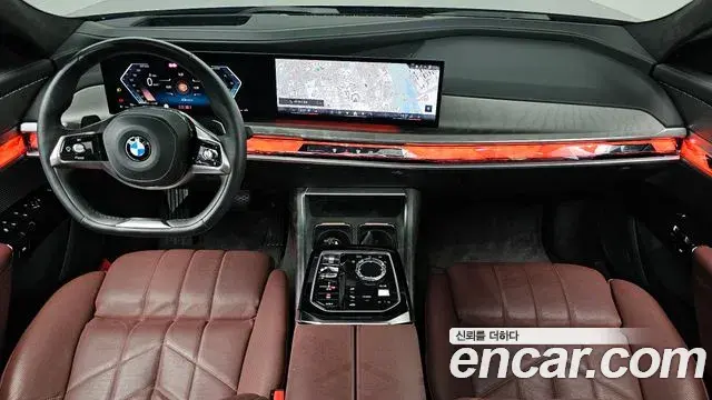 BMW 7 Series 2023 — Photo 7/20