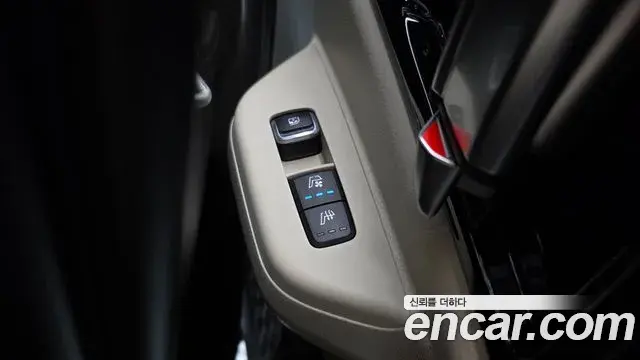 Kia Carnival 2024 — Photo 19/20