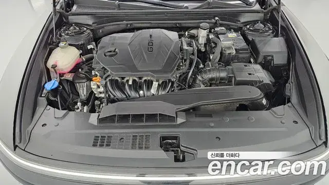 Hyundai Grandeur 2023 — Photo 6/20