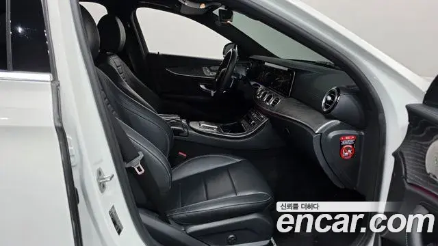 Mercedes-Benz E-Class 2021 — Şəkil 11/20