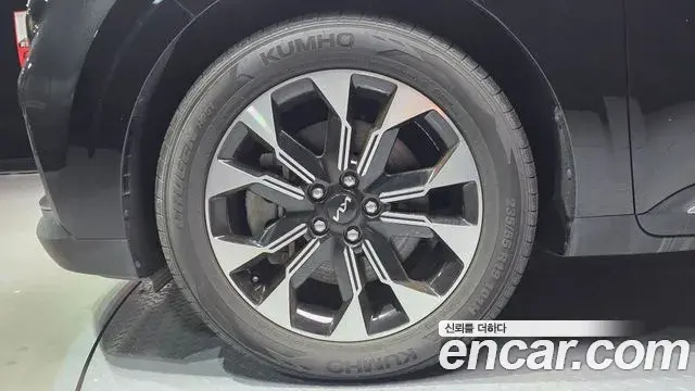 Kia Carnival 2023 — Şəkil 5/20