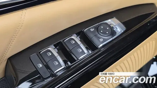 Kia Carnival 2023 — Şəkil 13/20