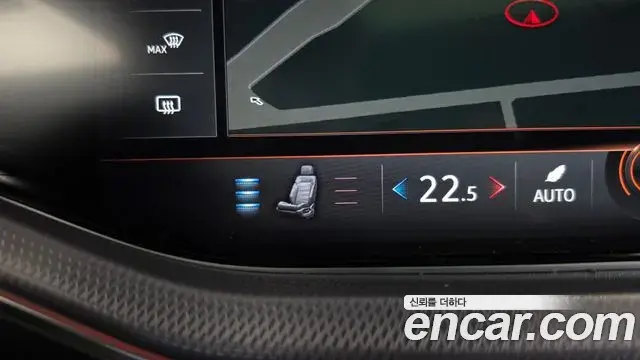 Volkswagen Touareg 2023 — Şəkil 27/36