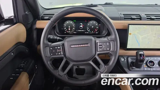 Land Rover Defender 2025 — Photo 14/20