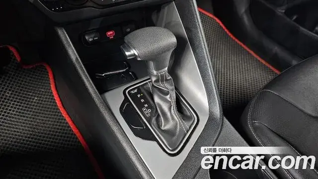 Kia Niro 2020 — Фото 9/20