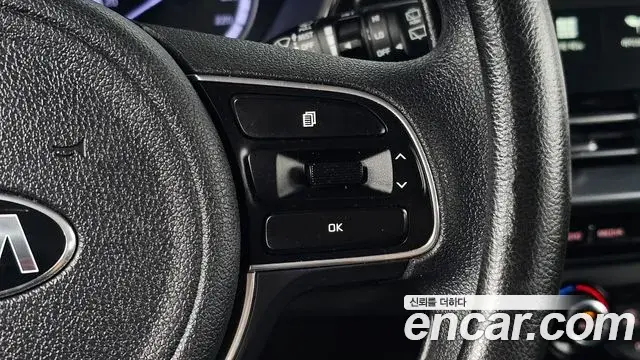 Kia Niro 2020 — Фото 15/20