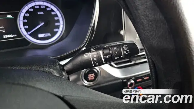 Kia Niro 2020 — Фото 18/20
