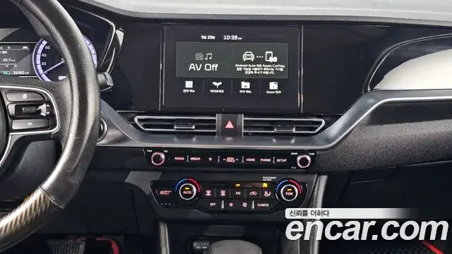Kia Niro 2020 — Фото 19/20