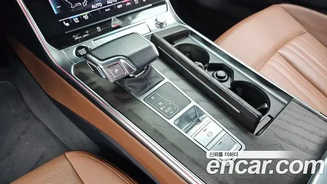Audi A6 2022 — Фото 9/20