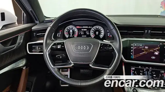 Audi A6 2022 — Фото 13/20