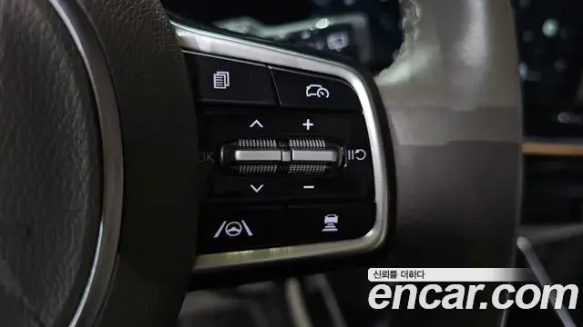 Kia Carnival 2024 — Photo 17/20