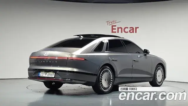 Hyundai Grandeur 2024 — Фото 2/20