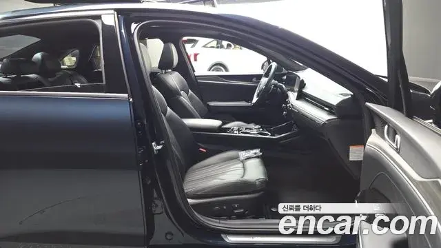 Kia K5 2025 — Photo 3/33