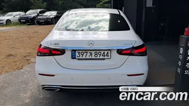 Mercedes-Benz E-Class 2021 — Фото 2/20