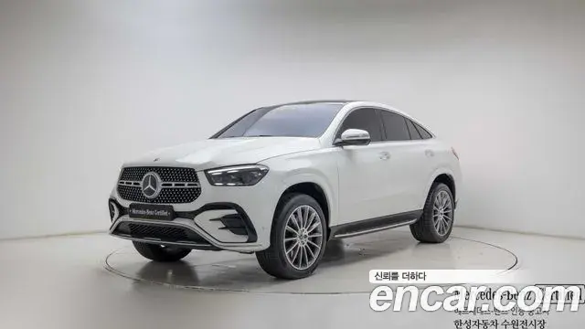 Mercedes-Benz GLE-Class 2023 — Photo 1/20