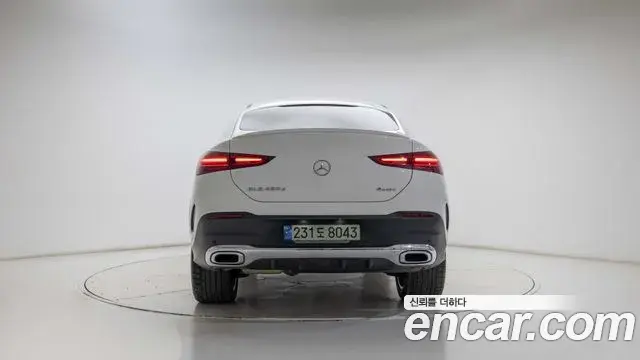 Mercedes-Benz GLE-Class 2023 — Photo 4/20