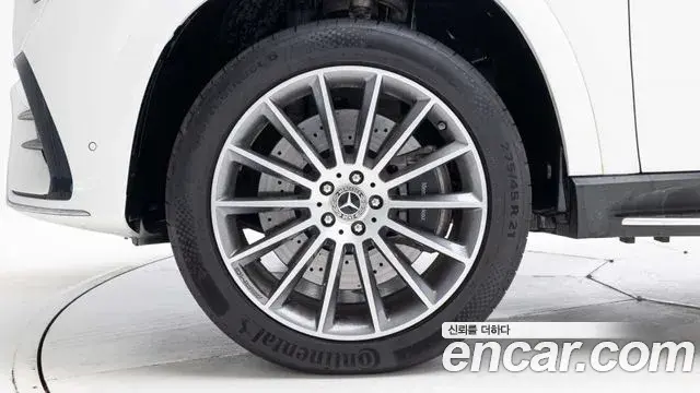 Mercedes-Benz GLE-Class 2023 — Photo 5/20