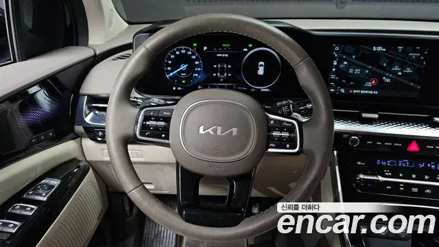 Kia Carnival 2022 — Фото 12/20