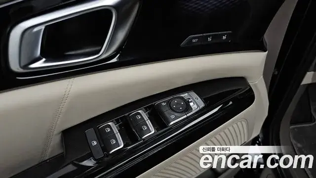Kia Carnival 2022 — Фото 15/20