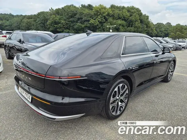 Hyundai Grandeur 2023 — Фото 4/20