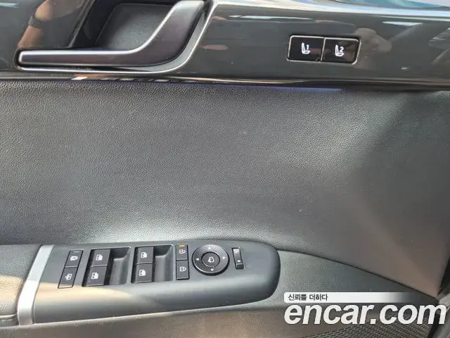 Hyundai Grandeur 2023 — Фото 14/20