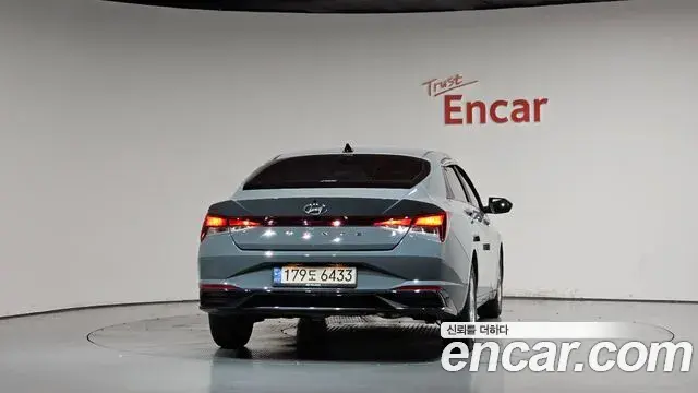 Hyundai Avante 2022 — Photo 4/20
