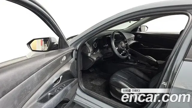Hyundai Avante 2022 — Photo 9/20