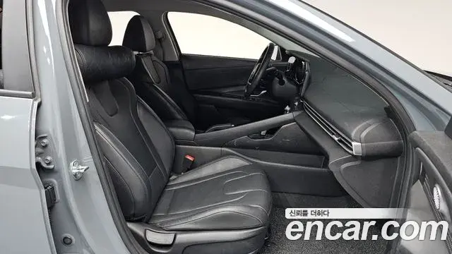Hyundai Avante 2022 — Photo 11/20
