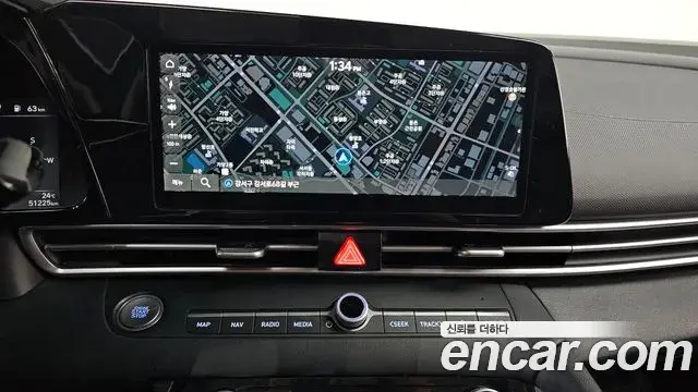 Hyundai Avante 2022 — Photo 14/20