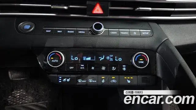 Hyundai Avante 2022 — Photo 18/20