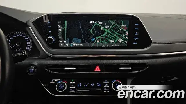 Hyundai Sonata 2022 — Фото 14/20