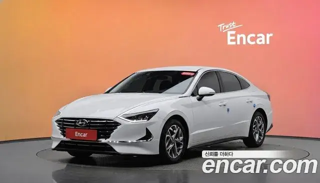 Hyundai Sonata 2022 — Фото 1/20