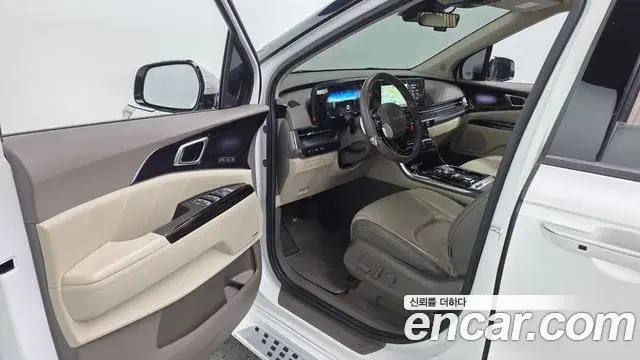 Kia Carnival 2022 — Фото 9/20