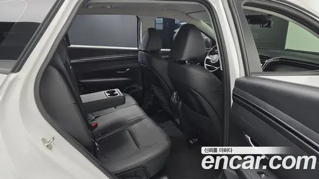Hyundai The New Tucson 2023 — Фото 11/20
