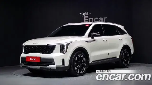 Kia Sorento 2023 — Photo 10/20