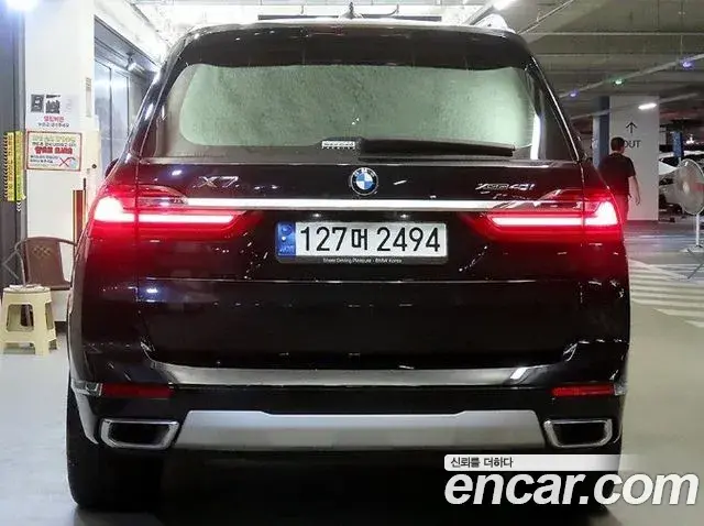BMW X7 2021 — Фото 4/20